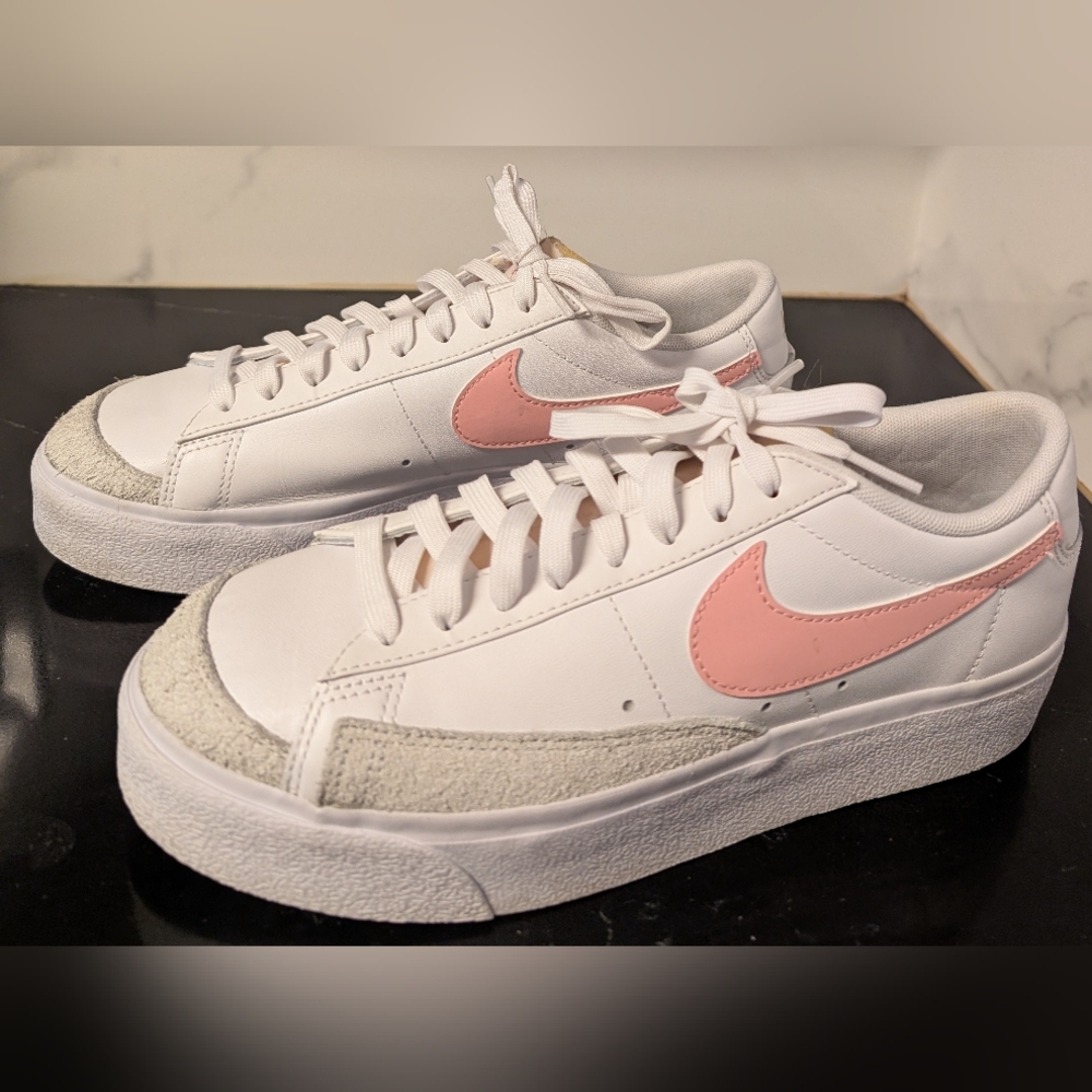 Nike Wmns Blazer Low Platform 'White Pink Glaze’ Sneakers Size 9.5 MSRP $120 - Picture 6 of 11